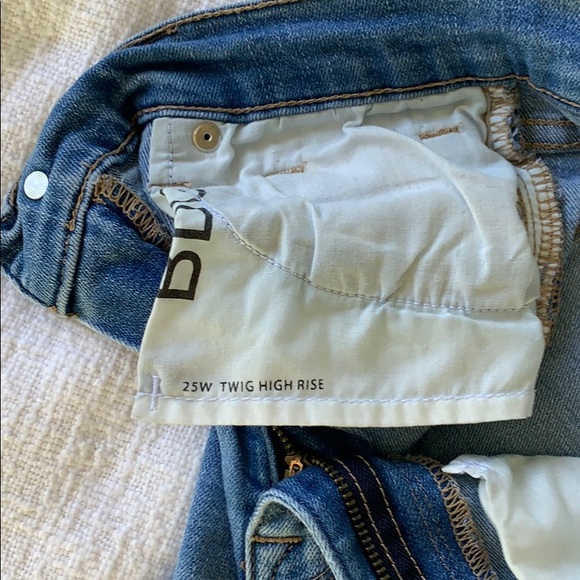 High Rise Skinnies - Picture 4 of 6